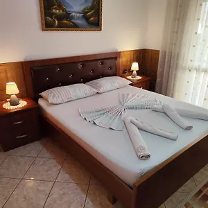 Artur's 2 Gjirokaster