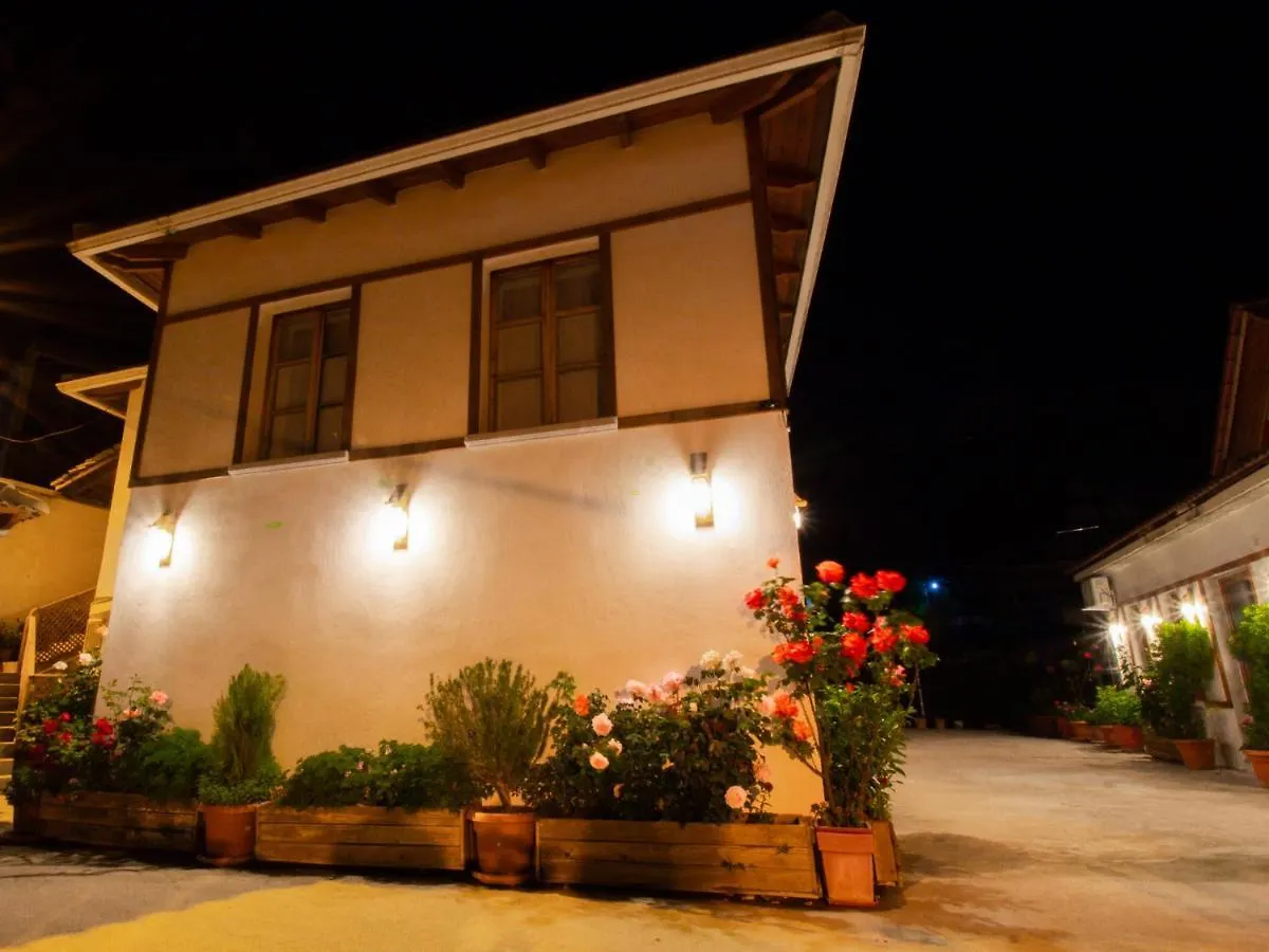Hotel Bebej Tradicional Gjirokastra 3*,  Albánia