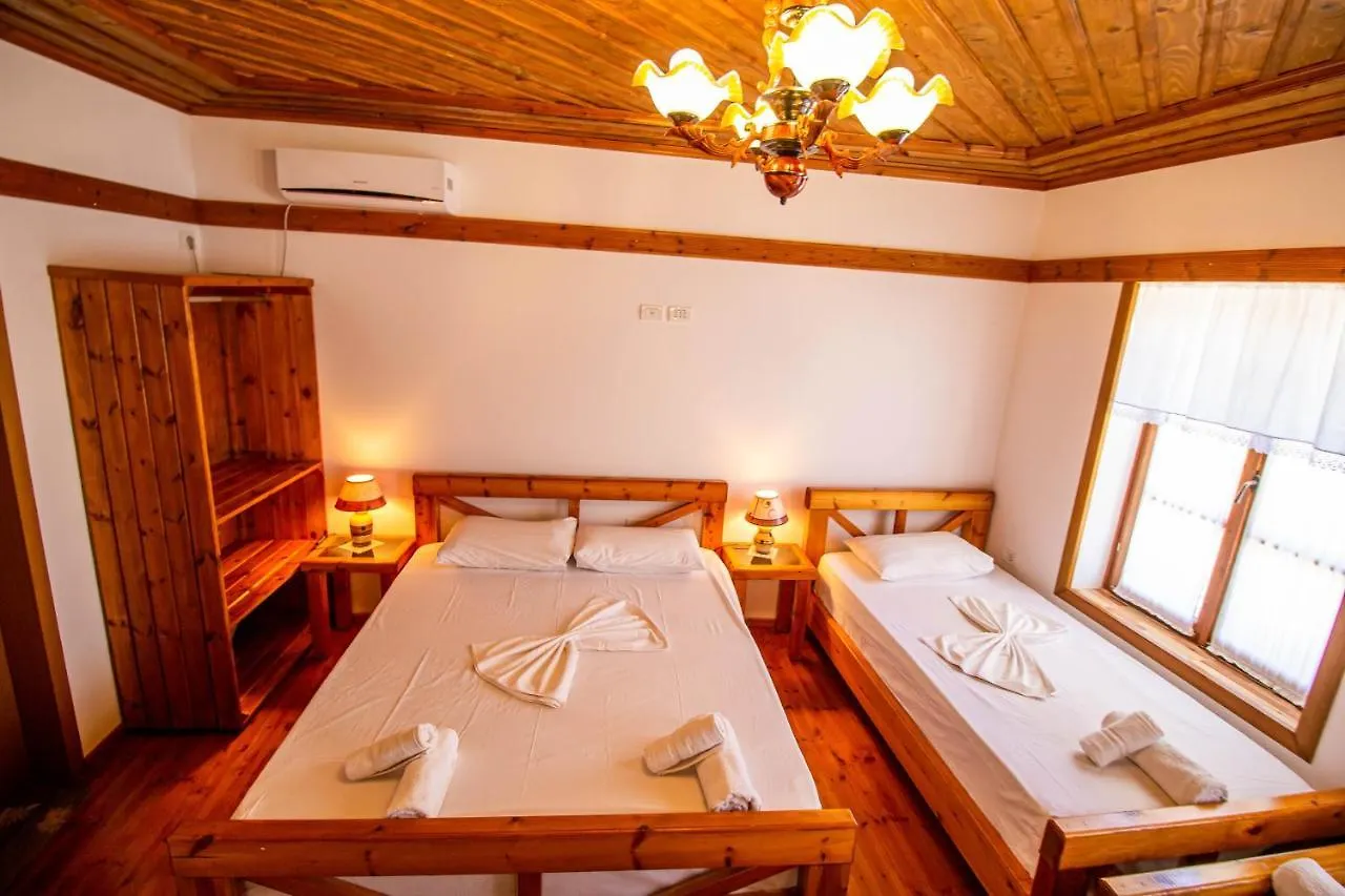 ***  Hotel Bebej Tradicional Gjirokastra Albánia