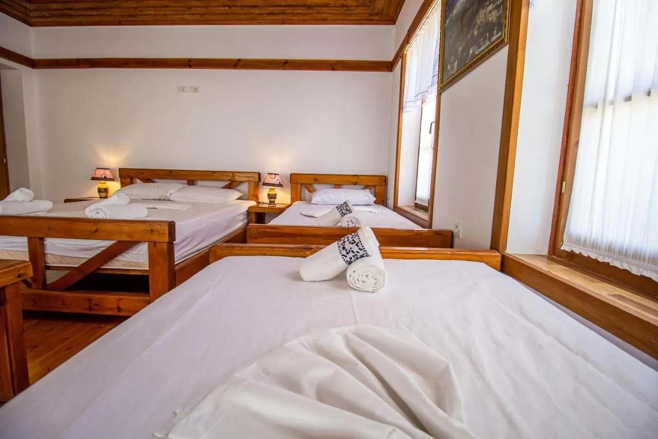 Hotel Bebej Tradicional Gjirokastër