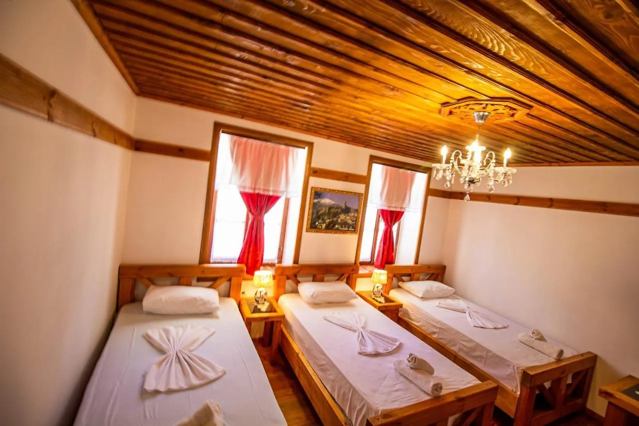 Hotel Bebej Tradicional Gjirokastra