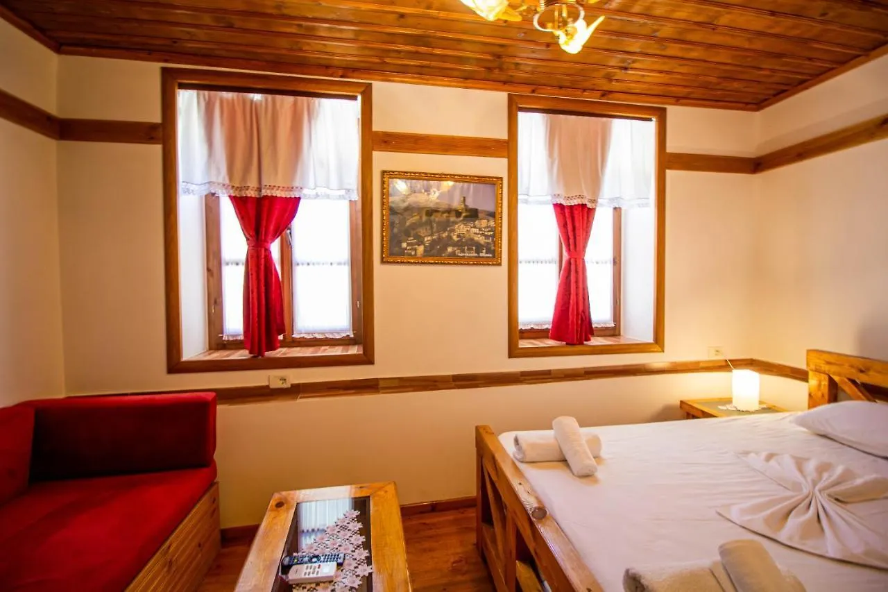 Hotel Bebej Tradicional Gjirokastër