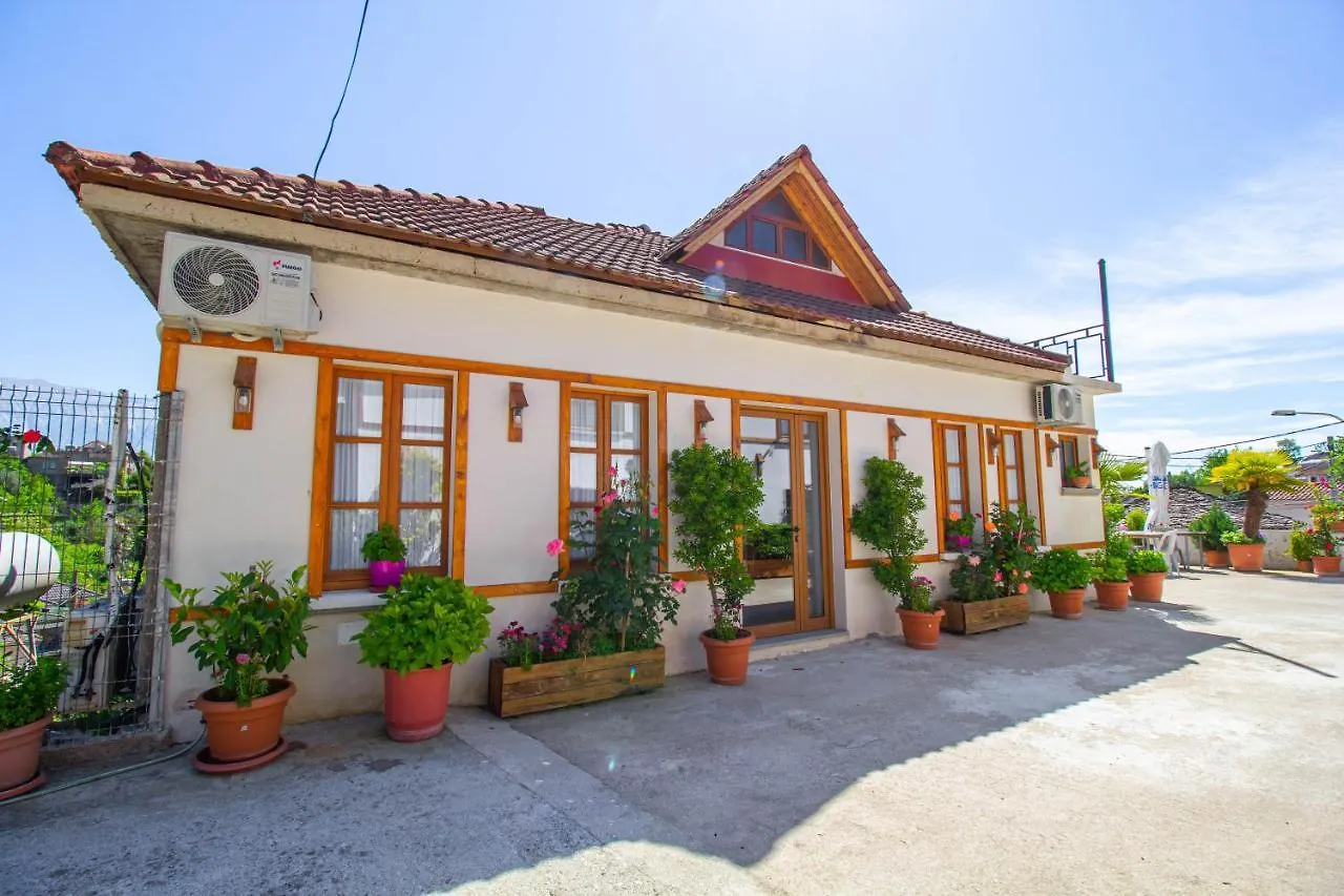 Hotel Bebej Tradicional Gjirokastër