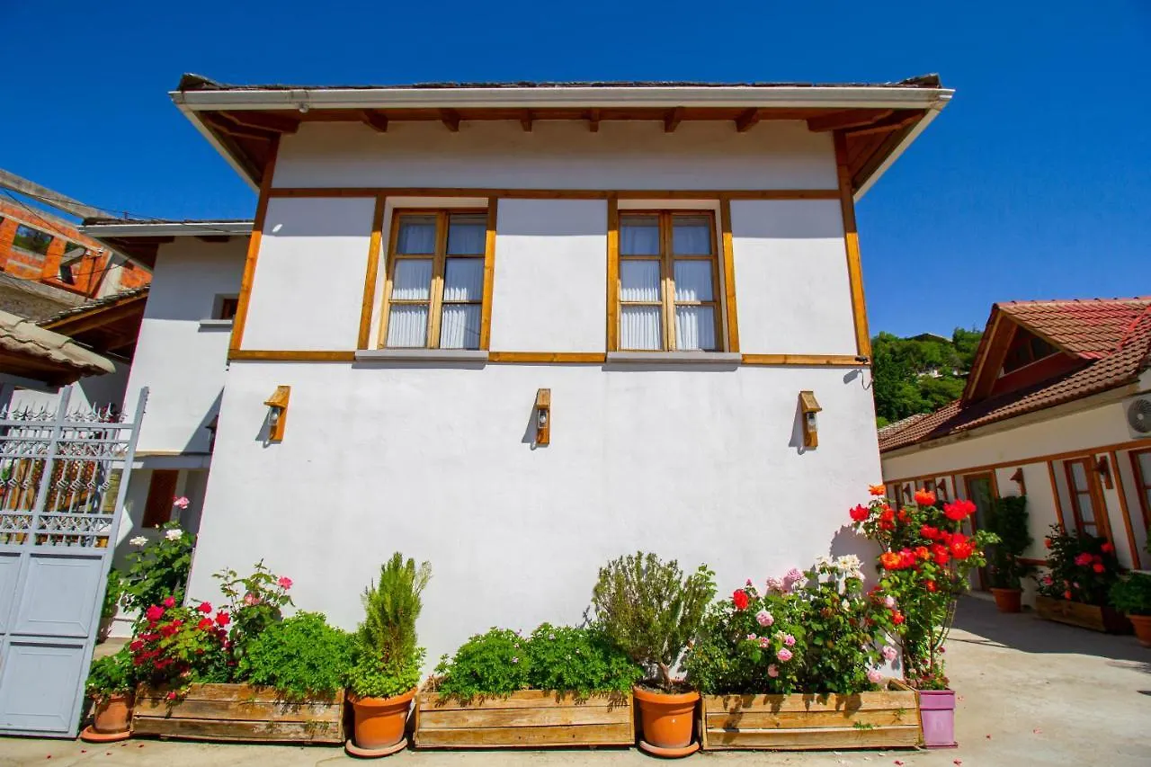 Hotel Bebej Tradicional Gjirokastër