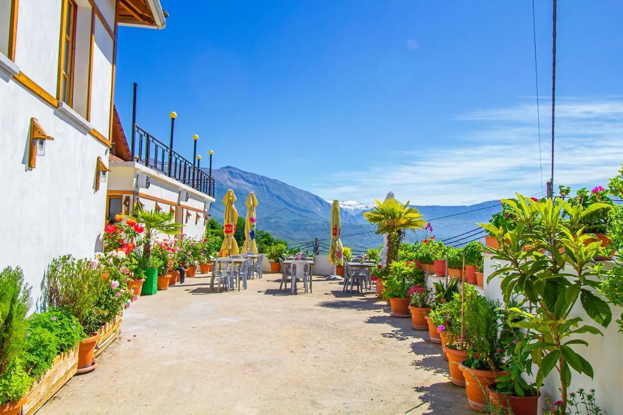 Hotel Bebej Tradicional Gjirokastër