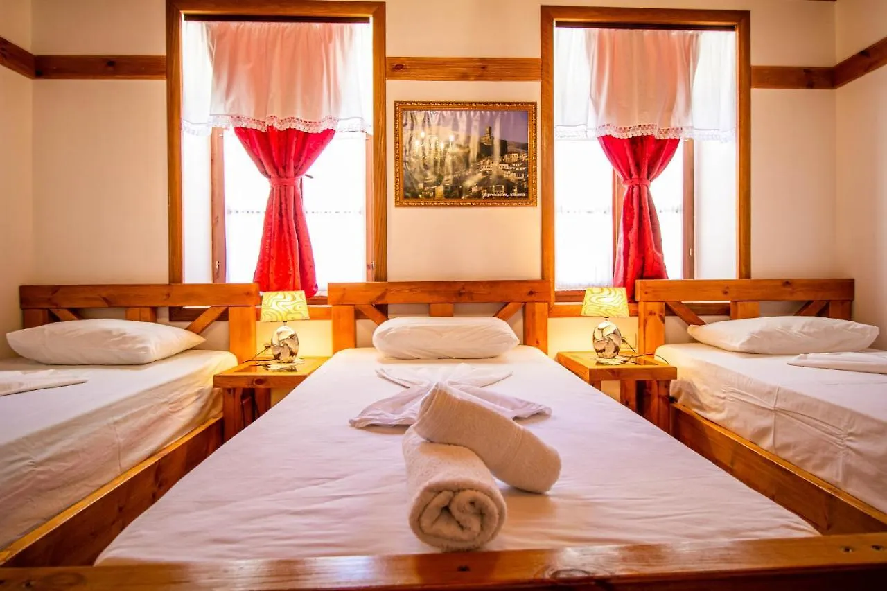 Hotel Bebej Tradicional Gjirokastër