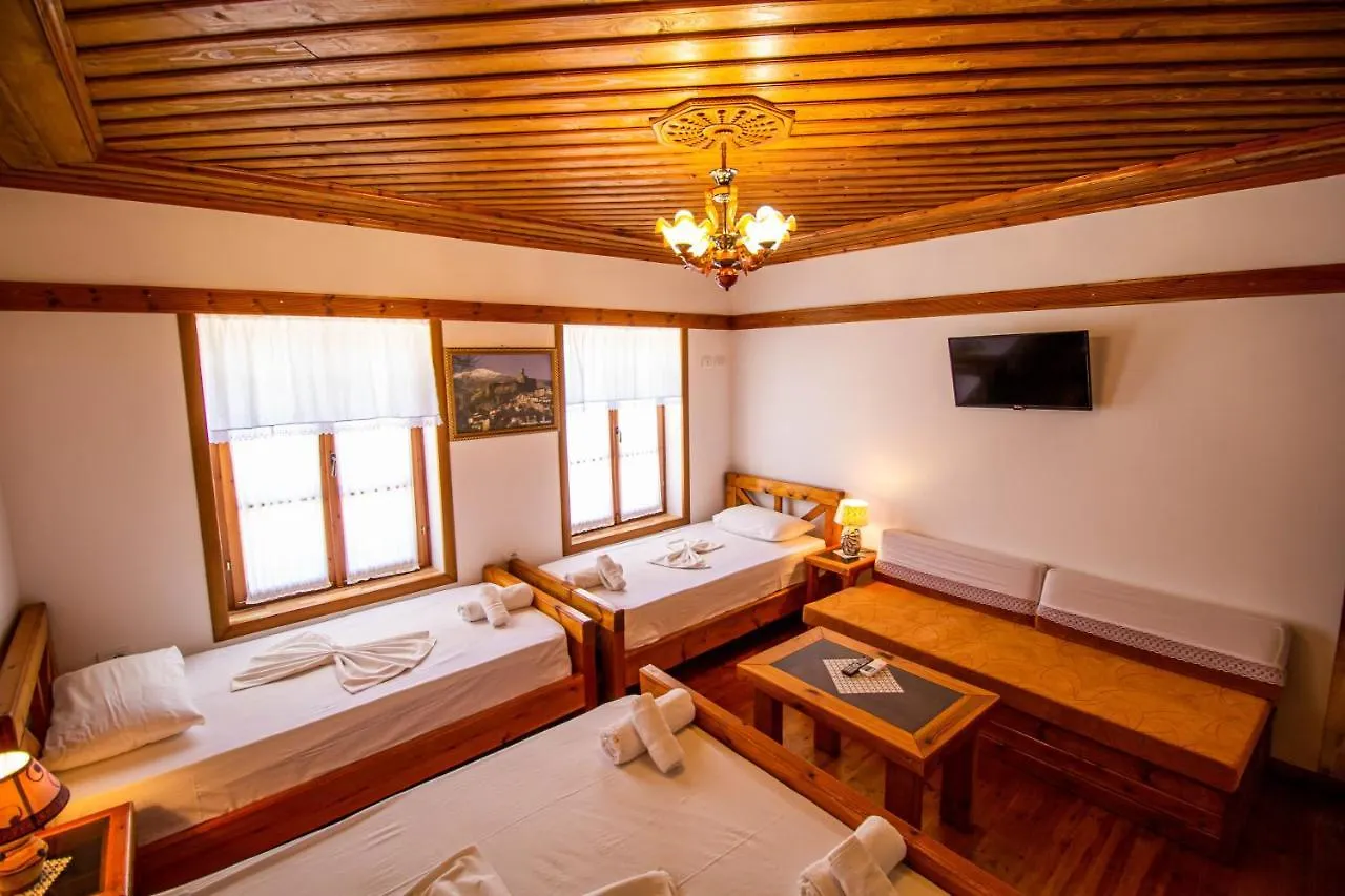 Hotel Bebej Tradicional Gjirokaster
