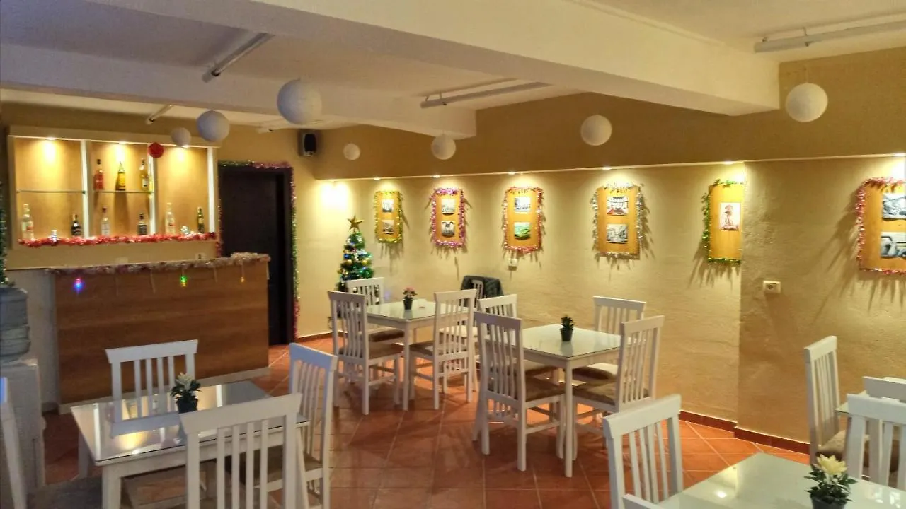 Hotel Bebej Tradicional Gjirokastra 3*,  Albánia